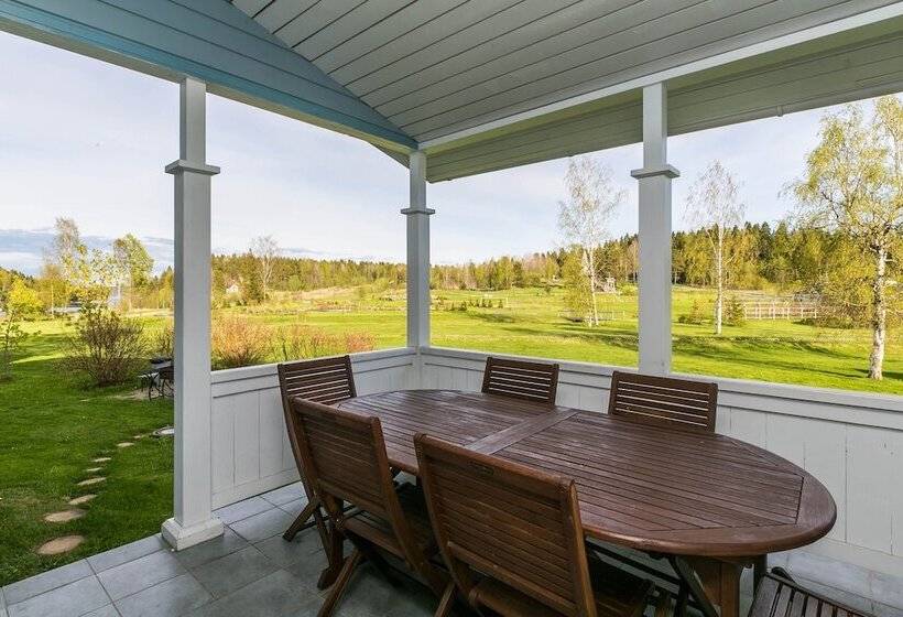 リゾートホテル Ladozhskaya Usadba