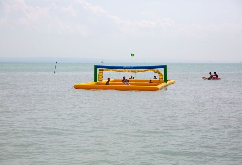 リゾートホテル Pelso Camping