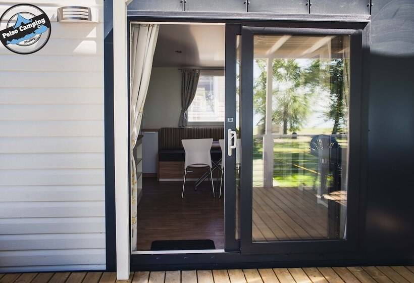 リゾートホテル Pelso Camping