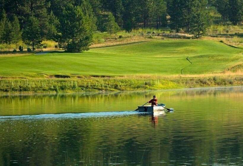 منتجع Wilderness Club