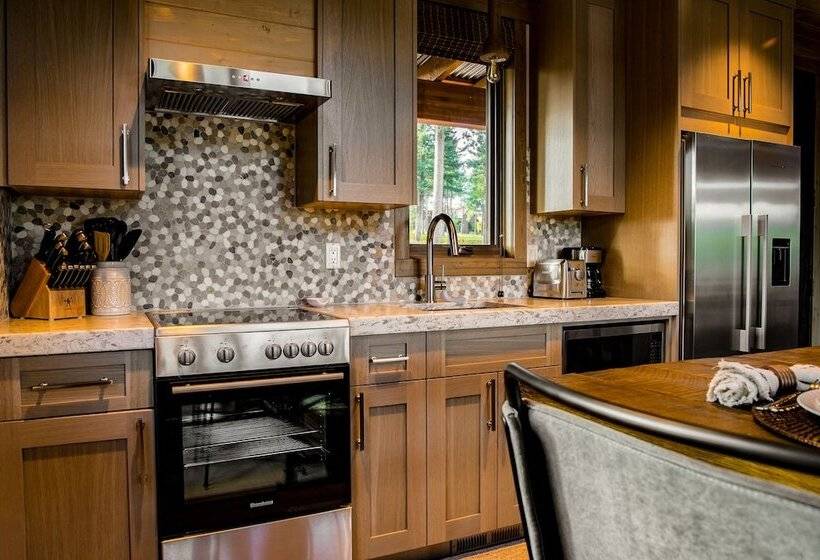 منتجع Wilderness Club