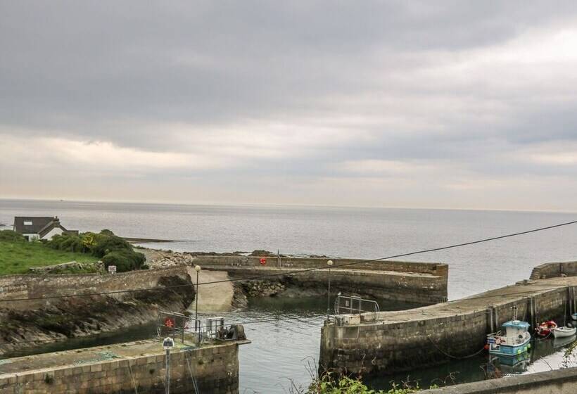 1 The Moorings