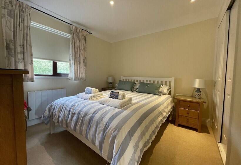 12 Burgh Island Causeway