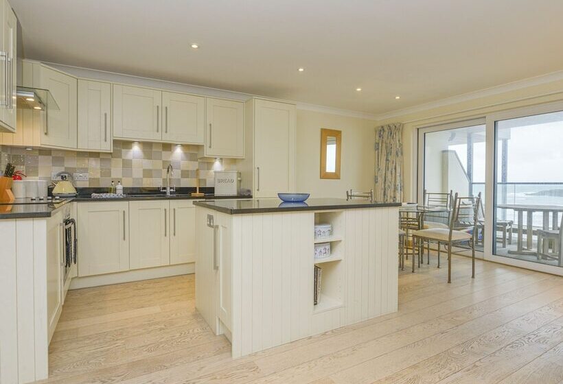 12 Burgh Island Causeway