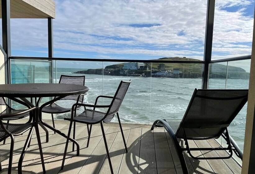 12 Burgh Island Causeway