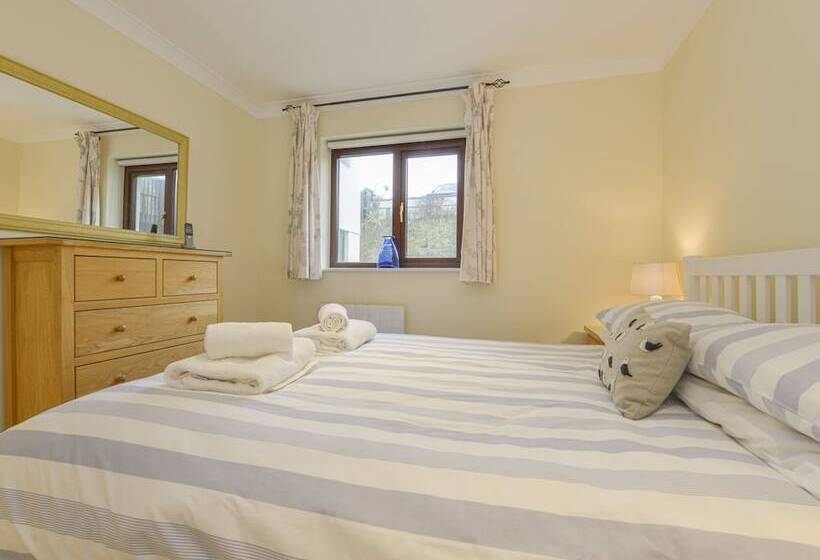 12 Burgh Island Causeway