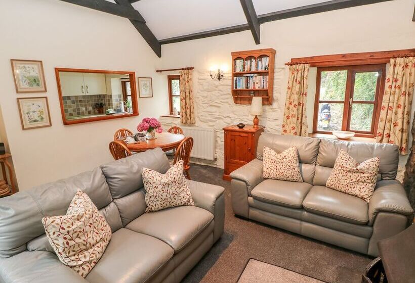 Appletree Cottage