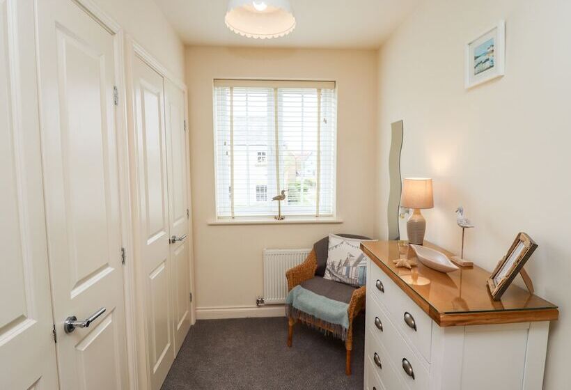 Bay Cottage