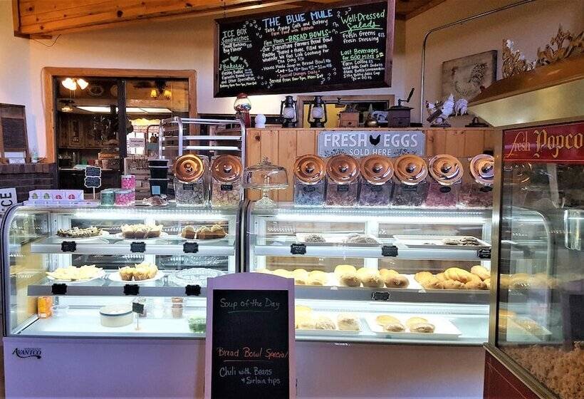 ベッドアンドブレックファースト Arrowhead Country Cabins