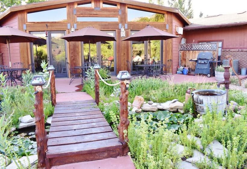 住宿加早餐  Arrowhead Country Cabins