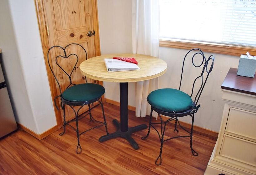 ベッドアンドブレックファースト Arrowhead Country Cabins