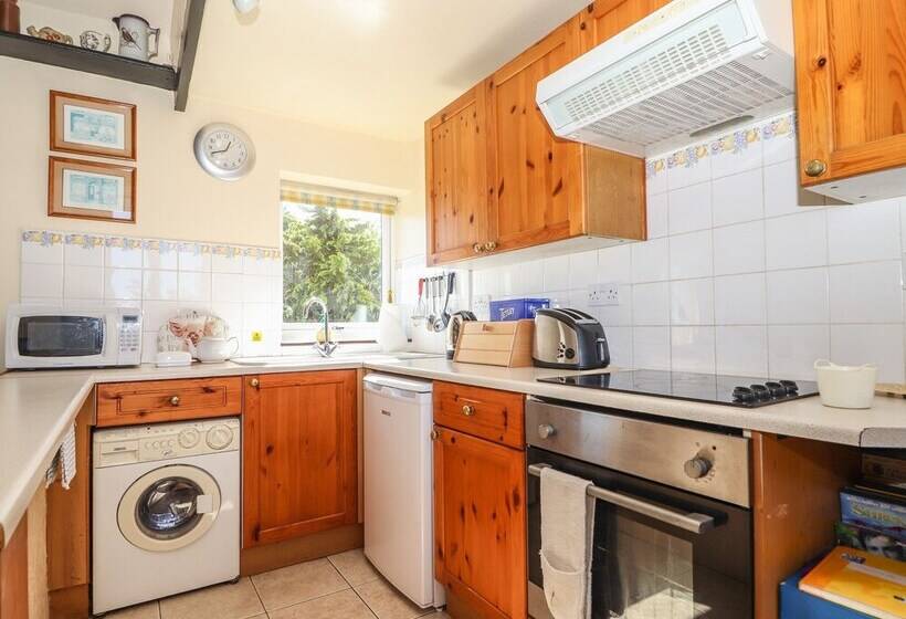 Bowling Green Cottage