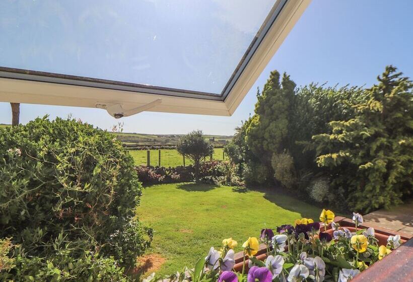 Bowling Green Cottage