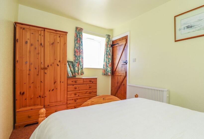 Bowling Green Cottage