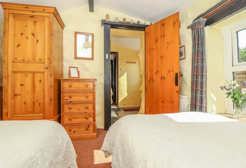 Bowling Green Cottage