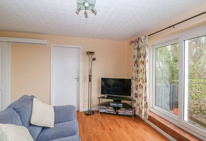 Bretton Mount Studio Flat