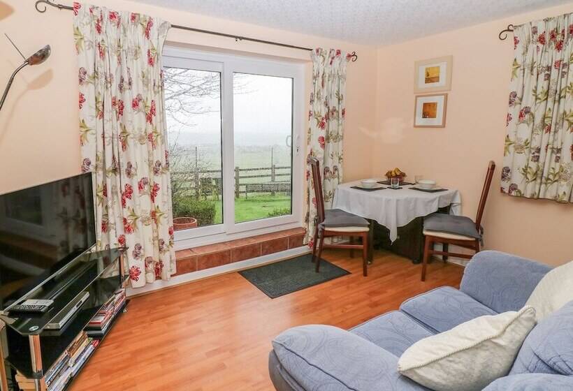 Bretton Mount Studio Flat