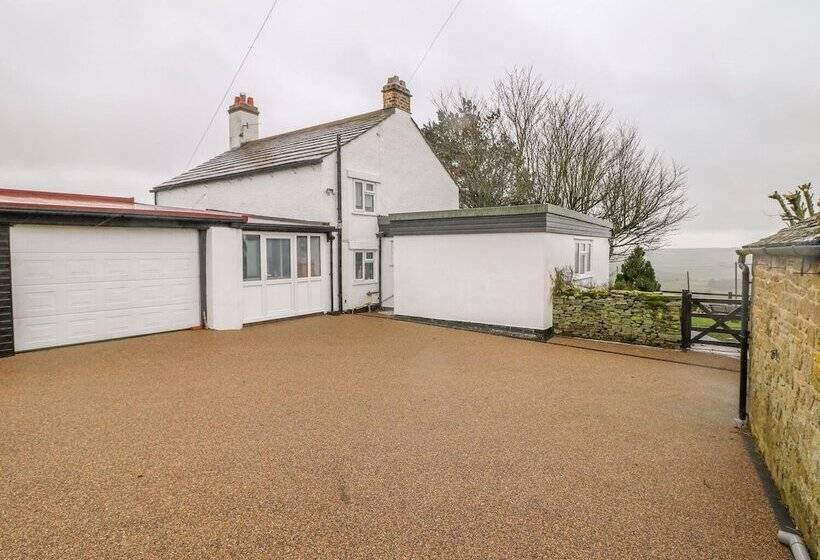 Bretton Mount Studio Flat