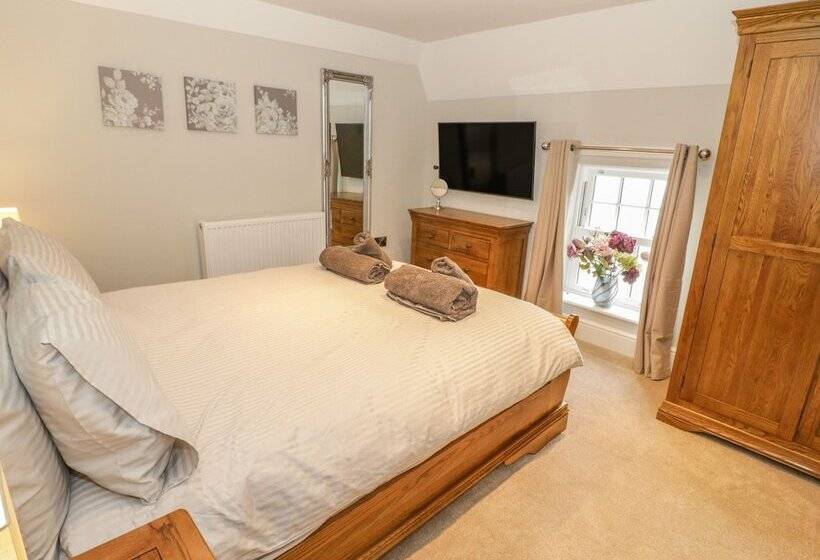 Bryn Derwen Coach House