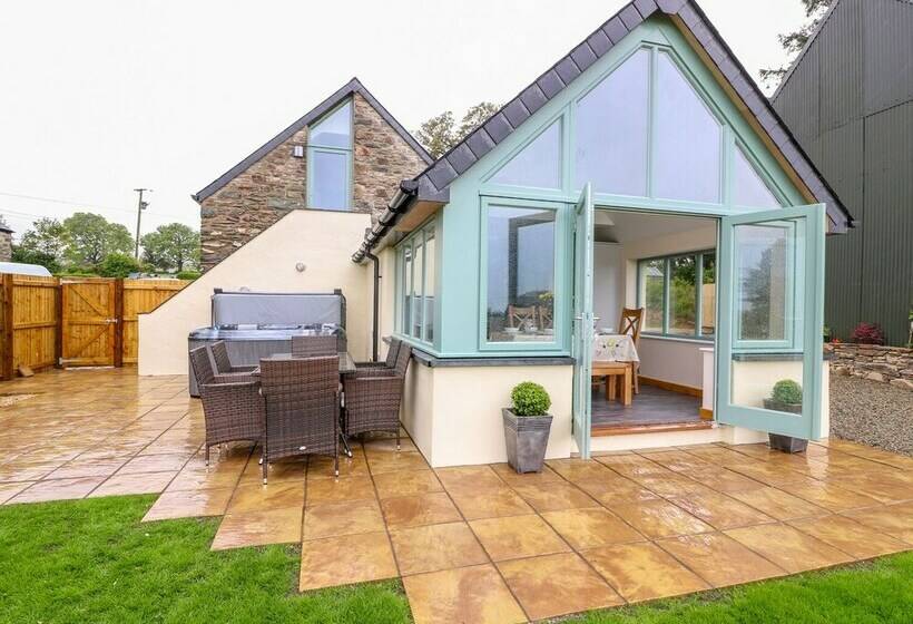 Bwthyn Eisteddfa Fach