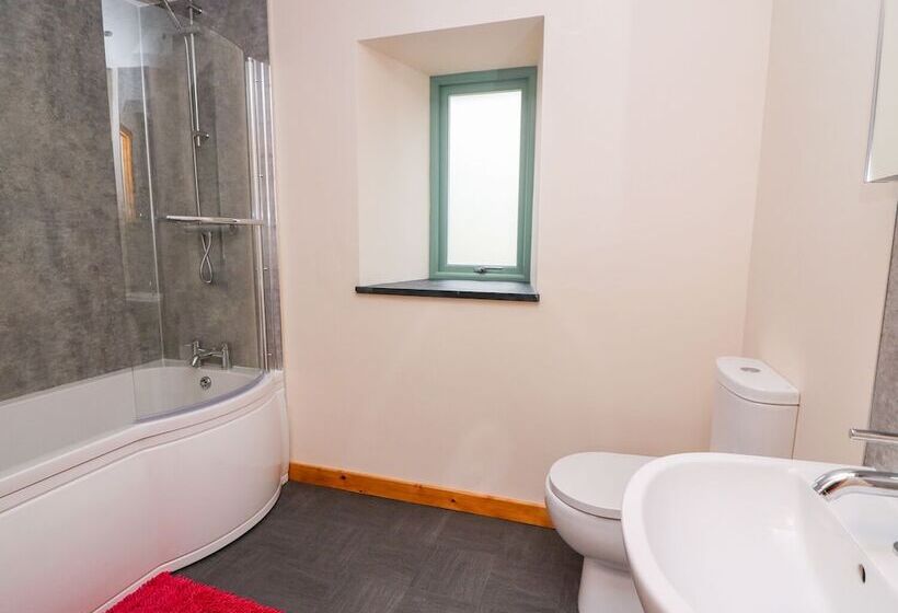 Bwthyn Eisteddfa Fach