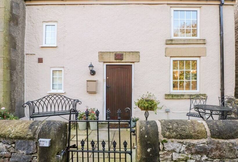 Church View Cottage