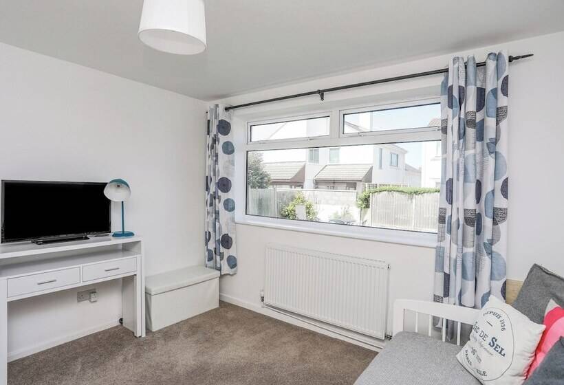 Crows Nest   Rhosneigr