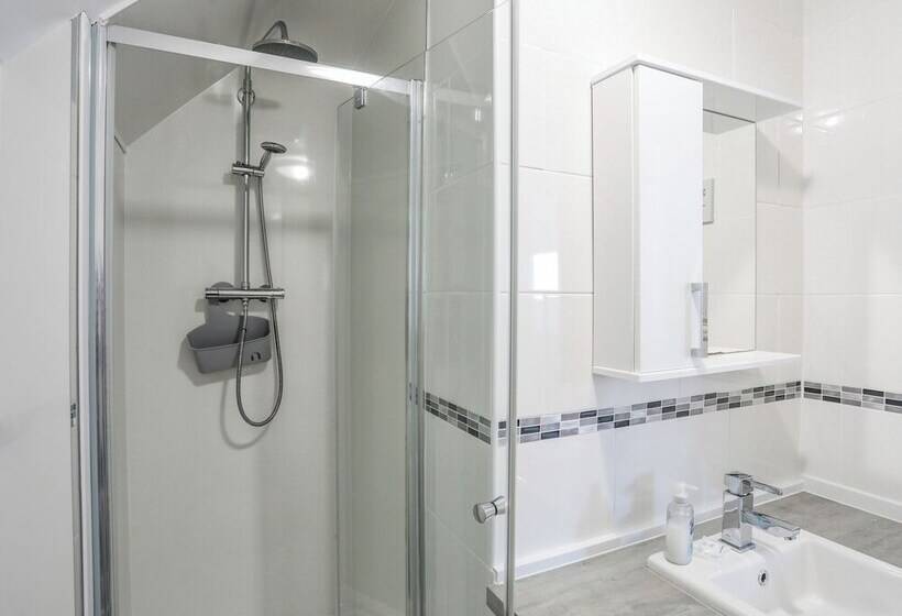 Crows Nest   Rhosneigr