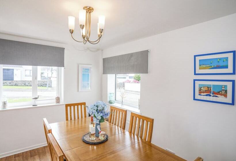 Crows Nest   Rhosneigr