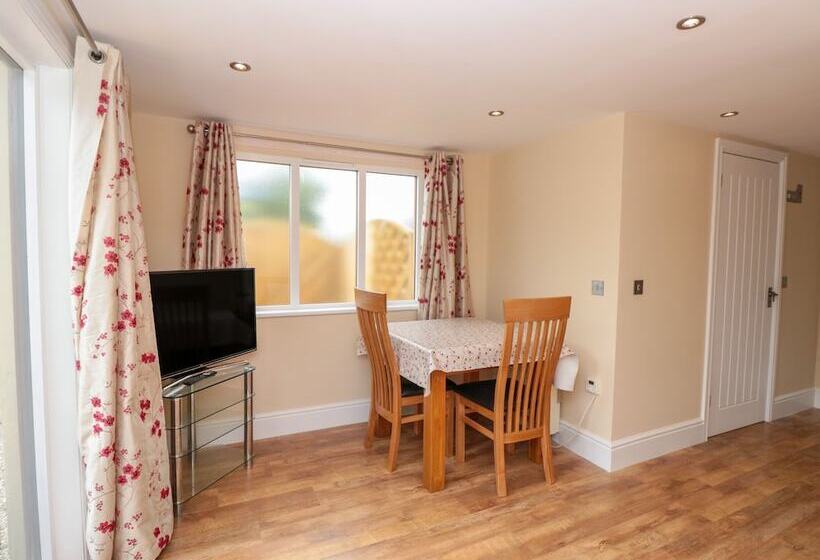Eastdown Annexe