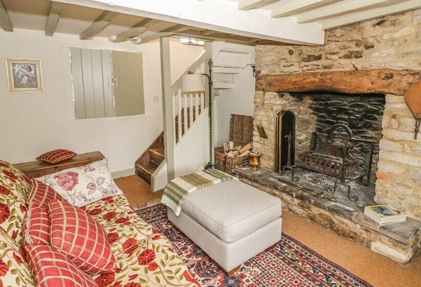 Fountain View Cottage