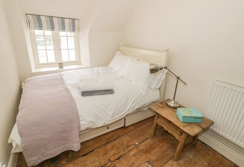 Fountain View Cottage