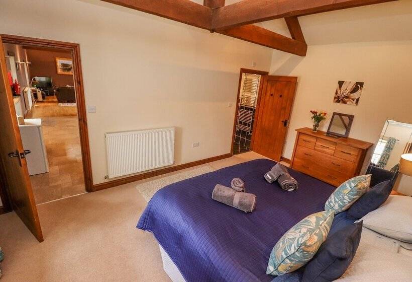 Furrows Cottage
