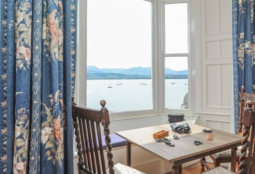 Gadlys House   Waters Edge