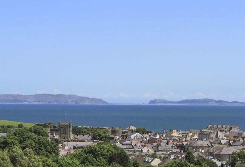 Gadlys House   Waters Edge