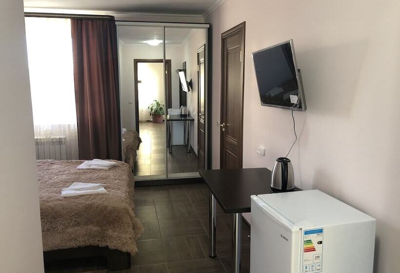 Guest House Milana   Hostel