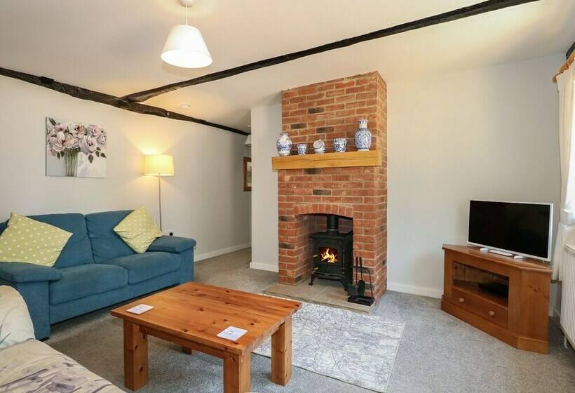 Hadleigh Farm Cottage