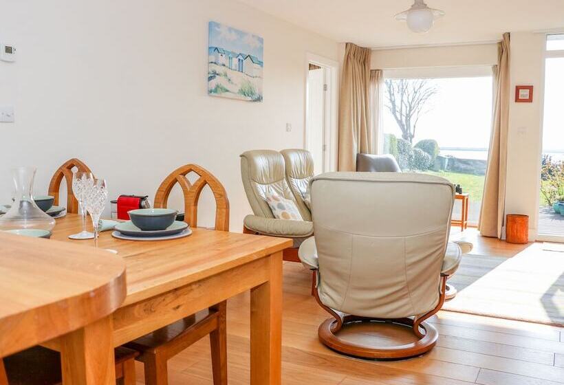 Harbour View, Mudeford