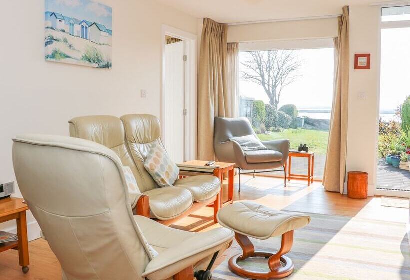 Harbour View, Mudeford