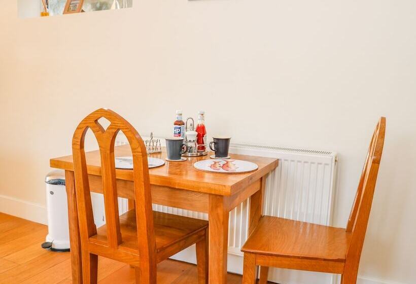 Harbour View, Mudeford