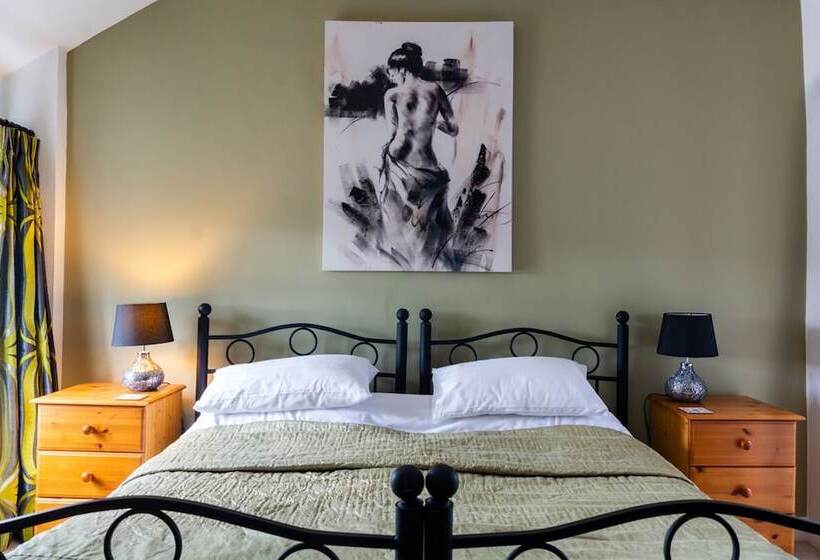 פונדק The Bull At Foolow