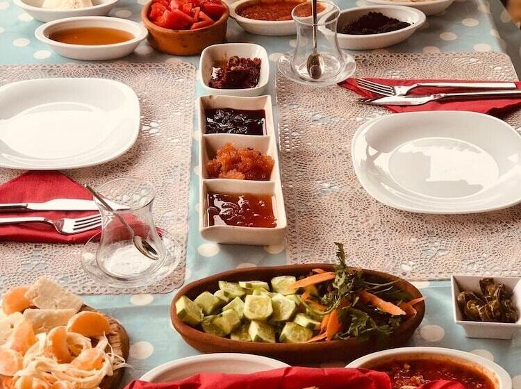 בית מלון כפרי Atilla Bey Konagi