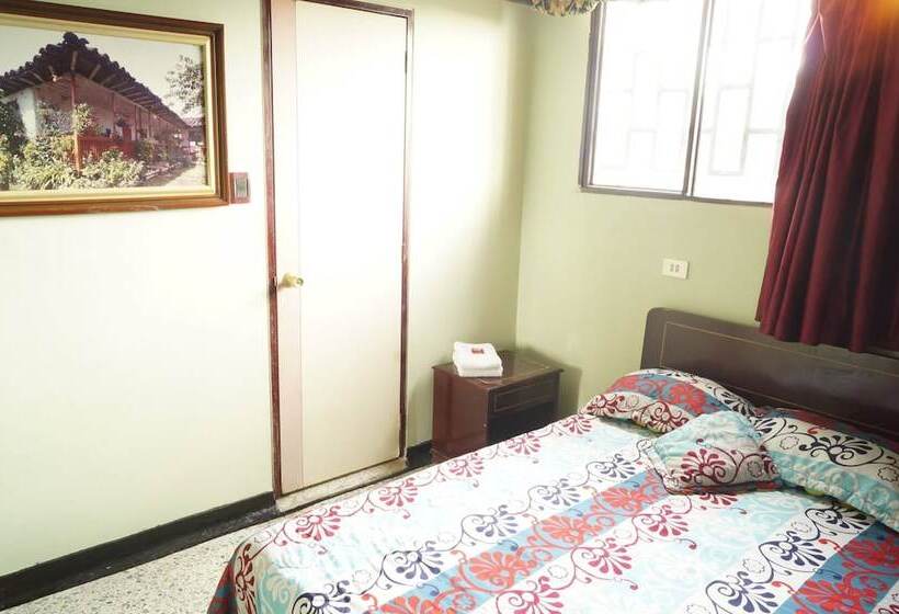 Отель Del Parque