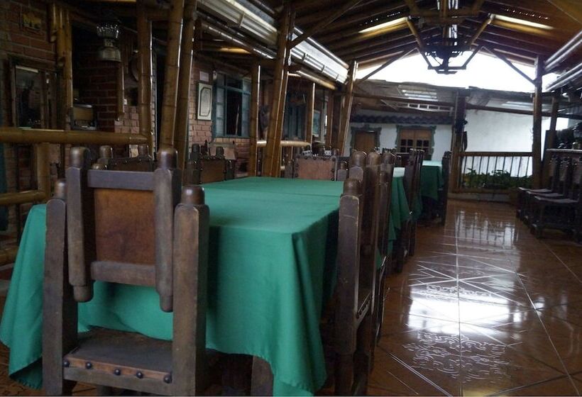 Отель Del Parque