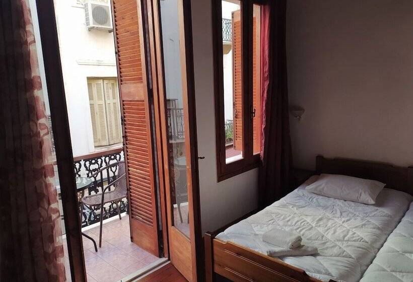 בית מלון כפרי To Diporto