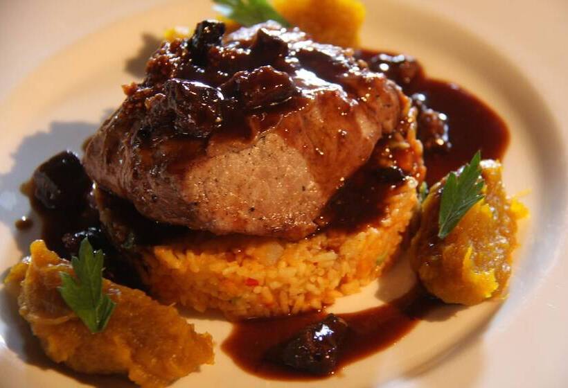 هتل Hostería Caballeriza Tradición Colca