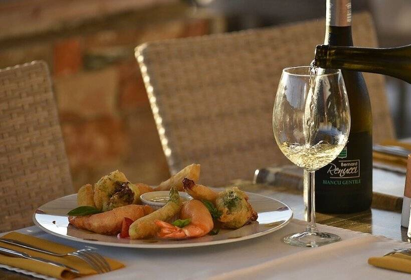 هتل Hôtel Palazzu Et Spa   Adults Only