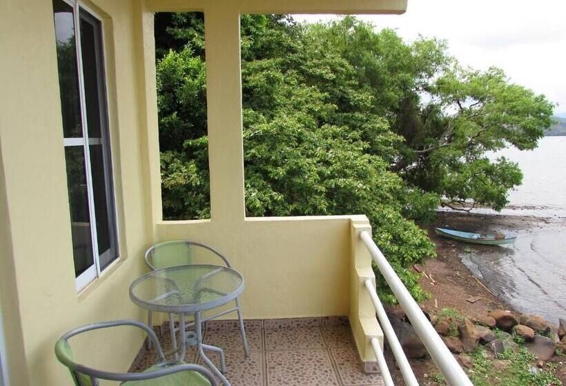 Отель La Cabaña Del Lago