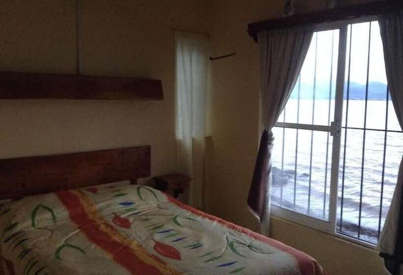 Отель La Cabaña Del Lago