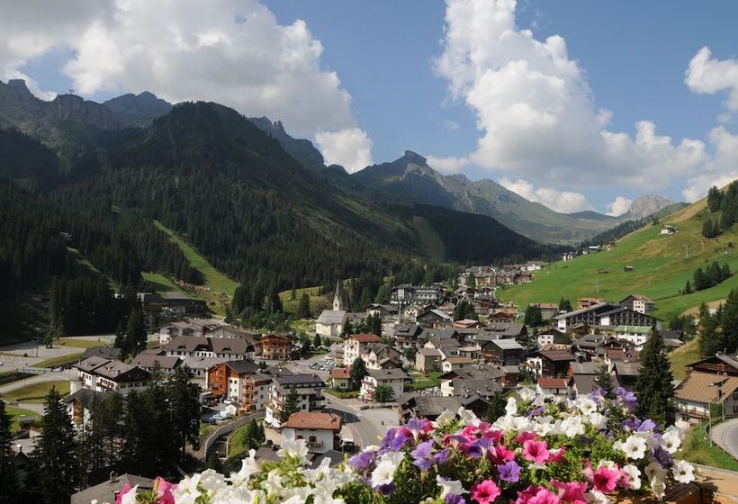 Dolomites Base Camp Hotel Olympia